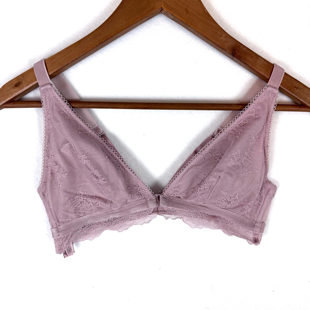 Victoria's Secret Soft Pink Lace Velvet Bralette - Picture 3 of 10
